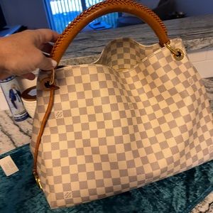 *Authentic* LV Artsy MM White Damier Azur Bag  *Authentic*
